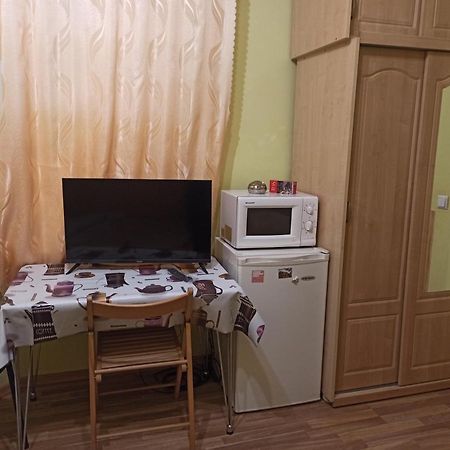 Appartement Смарт-Економ,10 Хв До Ж/Д Вокзалу à Lviv Extérieur photo